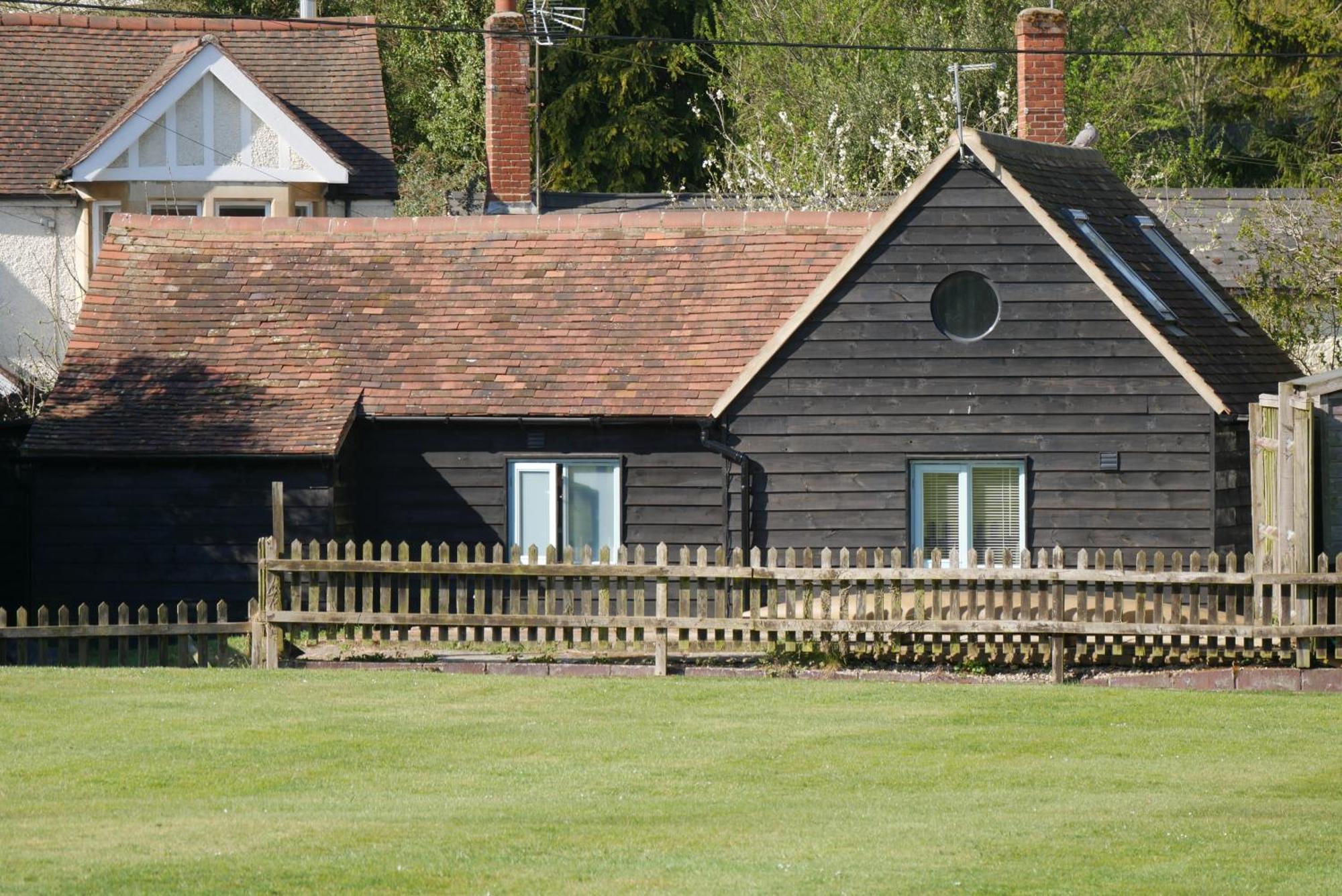 The Little Orchard Villa Watlington  Bagian luar foto